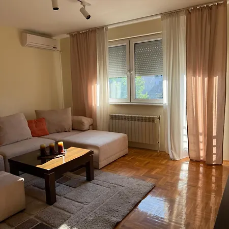 Cosy In Center Apartment *